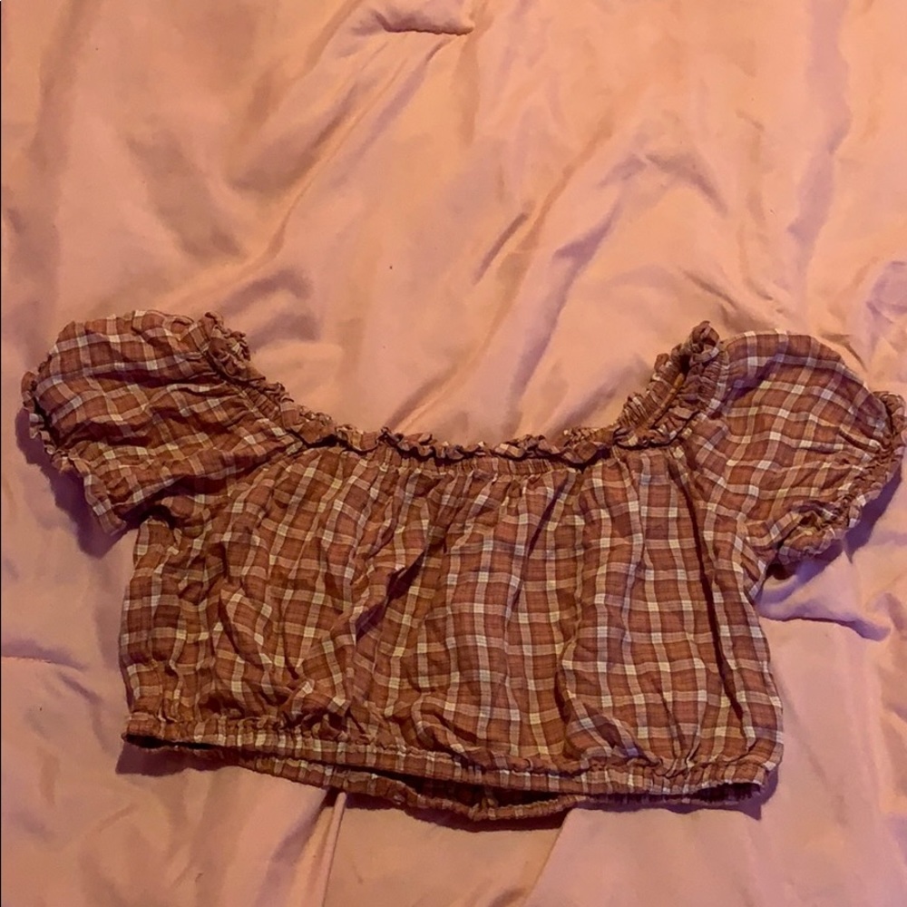 American Eagle reddish brown checkered crop top
